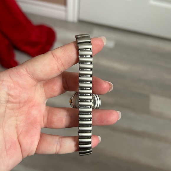 4/$100 Timex men wristwatch analog vintage 7 inches 💙 - Picture 4 of 4